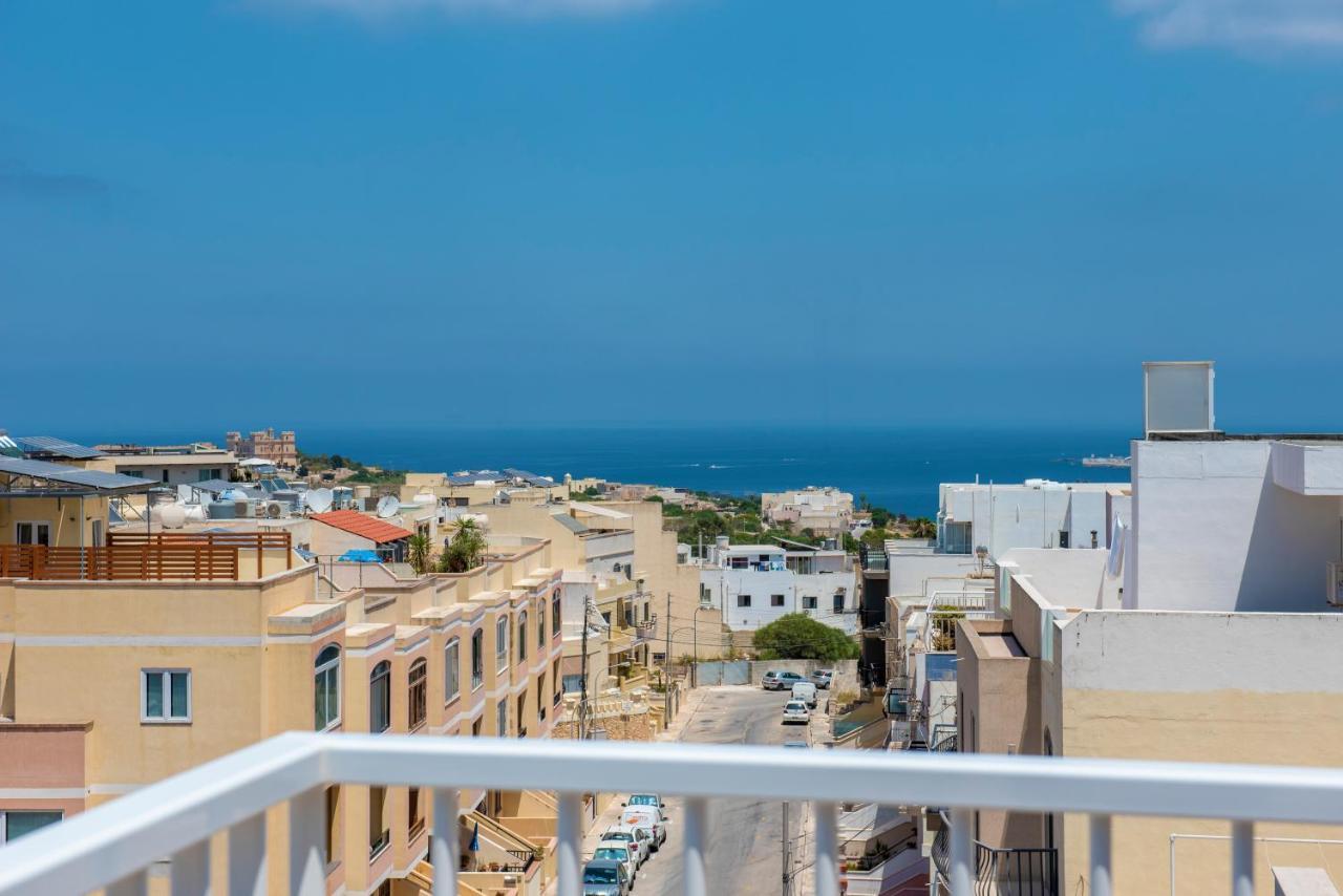 Summer Breeze Penthouse With Private Hot Tub & Terrace With Panoramic Views, By Getawaysmalta Mellieħa Exteriör bild